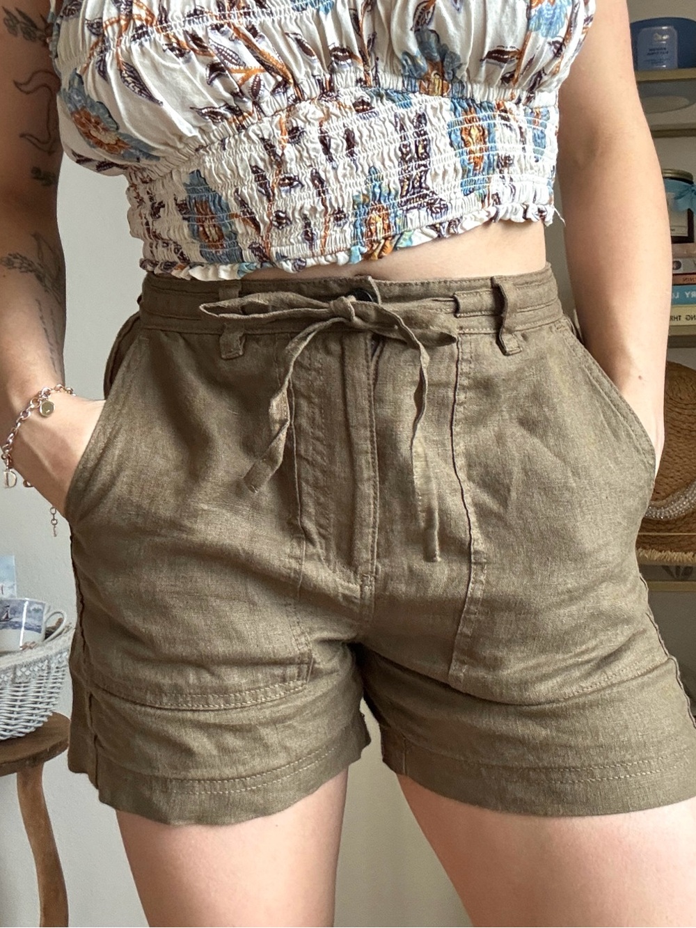 Madewell High-Rise Tie-Waist Linen-Blend Shorts in Brown
